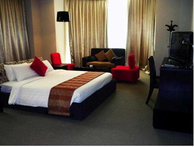 Hotel Tower Regency &