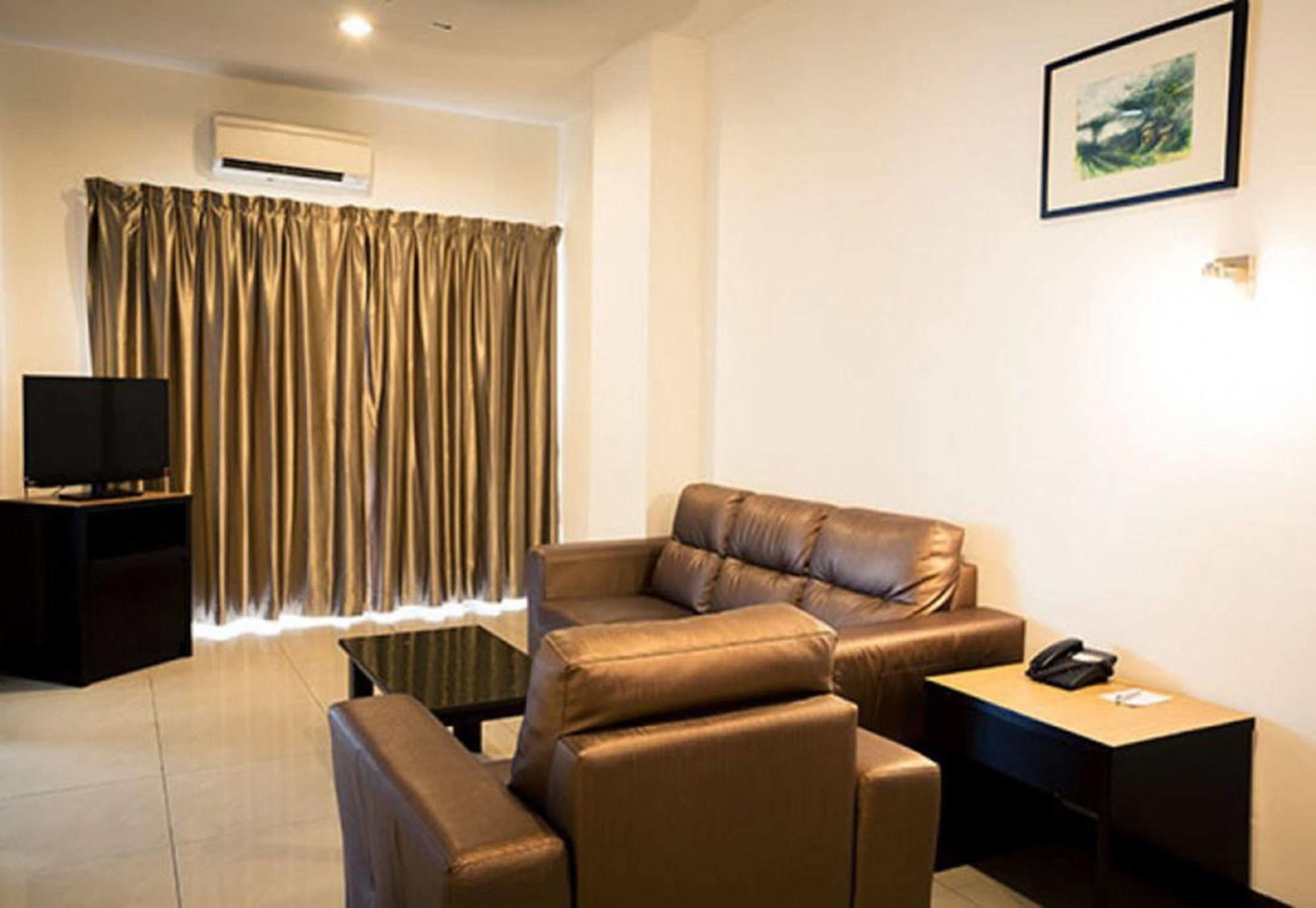 Tower Regency & 4* Ipoh